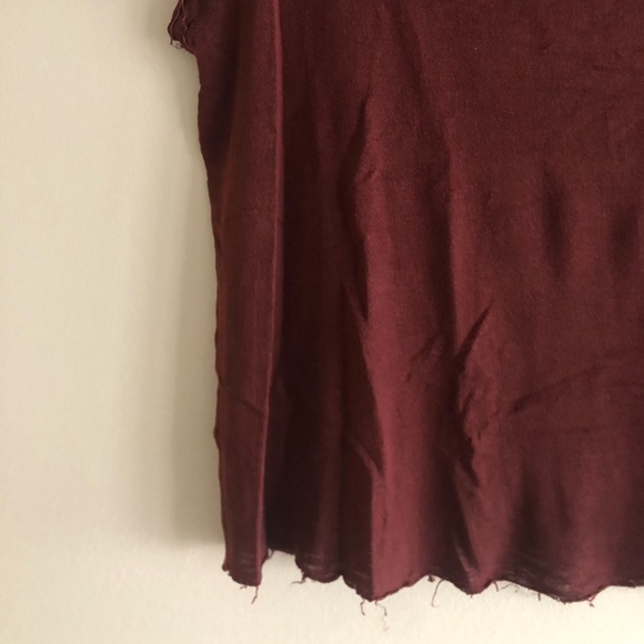 Maroon Distressed T-shirt from Abercrombie - Picture 4 of 4